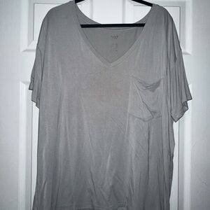 Kyte Baby Women’s Relaxed Fit V-Neck in Storm